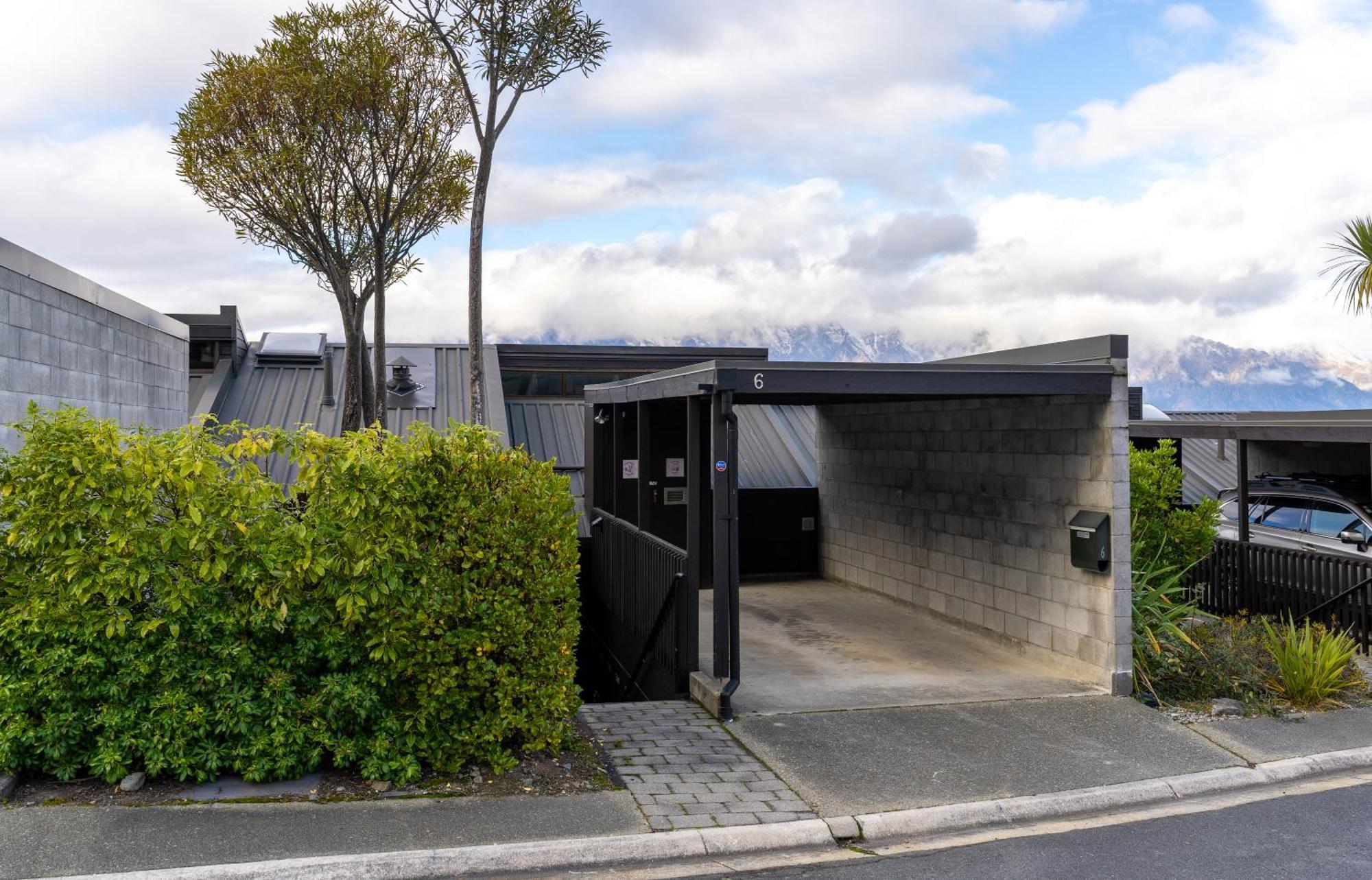 Bespoke Stay & Lake Views! Queenstown Exterior photo